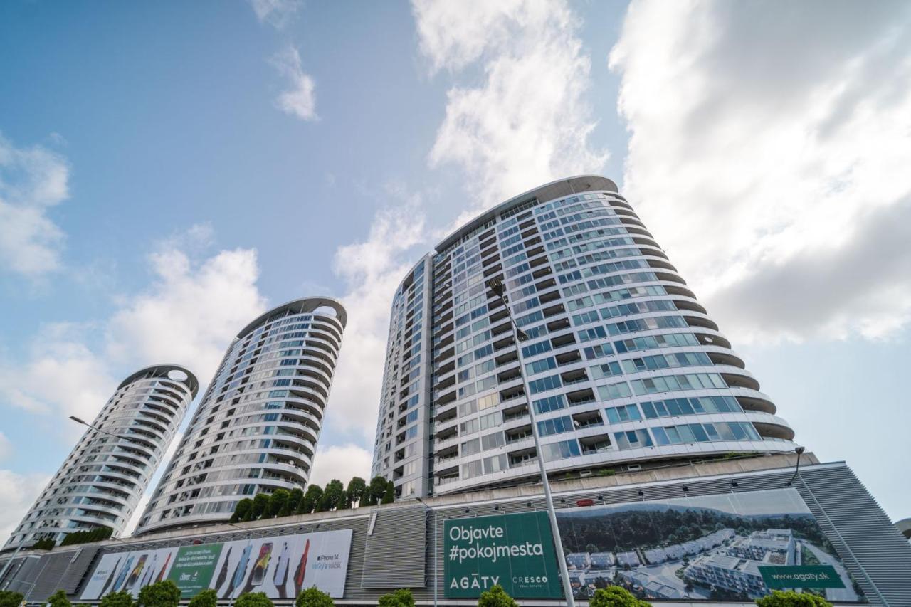 Apartmán Comfy On The 20th Floor & Free Parking Bratislava