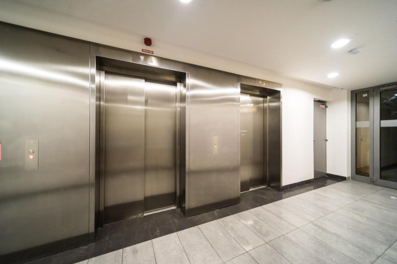 Comfy On The 20th Floor & Free Parking Apartmán